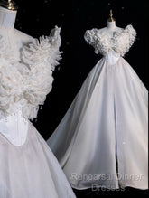 Unique Ball Gown Sweetheart Long Tulle White Wedding Dresses Brides Dress